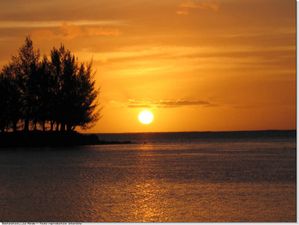 polynesie-bora-plage-soleil-couchant-ag.jpg