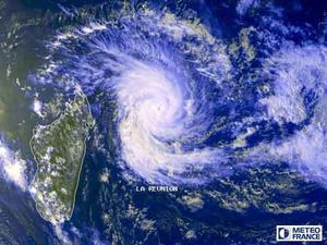 cyclone a la-reunion