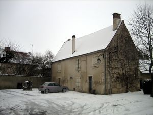 10 Les Aix maison placette (2)
