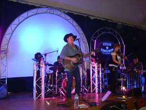 Aubigny texas side step 026