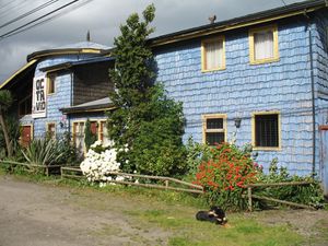MAISON BLEUE