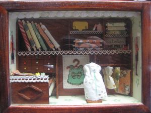 2010.11.15 Vitrine3 - Mireille