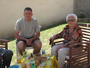 2011.05.08 Olivier avec maman