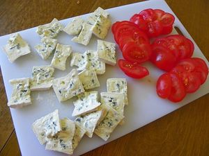 TARTE-TOMATE-BRESSE-BLEU-2.jpg