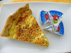 QUICHE-JAMBON-VACHE-QUI-RIT-B.jpg