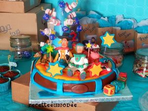 Sweet Table « Toy Story » - le premier anniversaire avec les copains -  Complot dans la cuisine