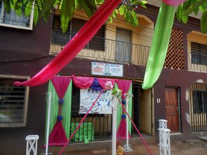 04-FESH-AUFAD-Gebaeude-in-Benim-City.jpg