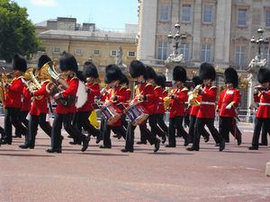 D relève de la garde à buckingham palace 3