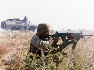 soldier combat uniforms armyrecognition south africa army 0