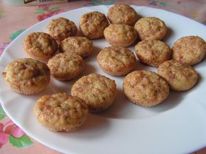 mini-canneles-jambon-et-petit-suisse.jpg