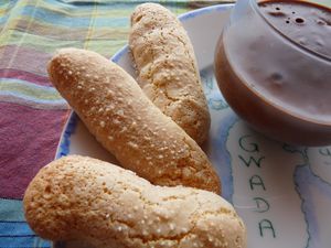 creme-chocolat-biscuits-cuillere--3-.JPG
