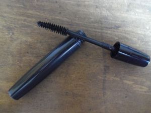 mascara-noir-2.JPG