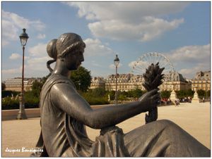 PARIS Les Tuileries Maillol