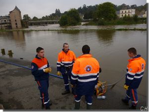 Protection civile 20-12-2012-instruction motopompe gars
