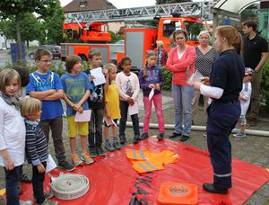 KinderfeuerwehrmannAusbildung 2 Geraetekunde