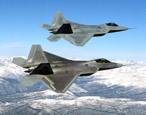 Two_F-22_Raptor_in_flying.jpg