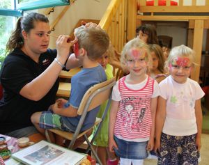 kinderfestkuratie 01 schminken1