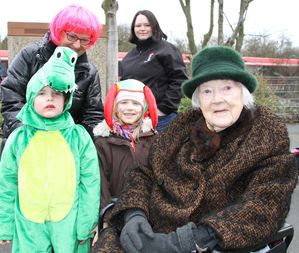 RosenmontagszugVH 50 Cilly Hohmann 100
