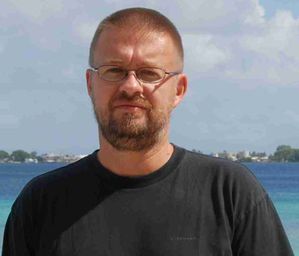 Andre-Vitchek.jpg