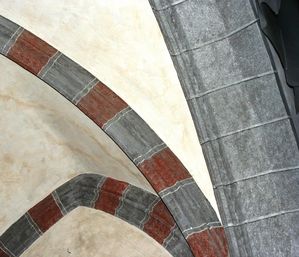 detail-d-une-chapelle-de-Salers.JPG