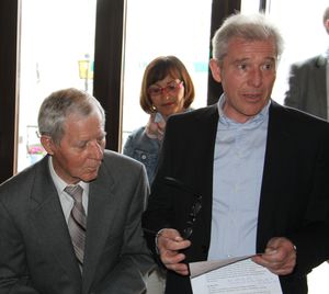 FischerbaerbelEroeffnung 02 Walter Gerhard mit Vater Alfons
