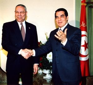 Ben-Ali-et-Colin-Powell.jpg