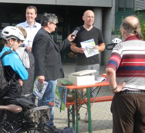 0-Begrue-ung-2.jpg
