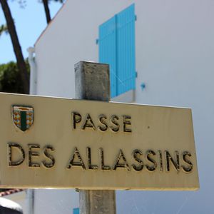 Les-Allassins-035.JPG