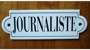 Journaliste attaché de presse
