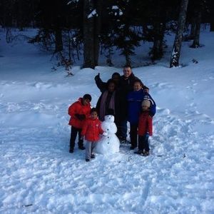 2013.01.04-Les-Wema-decouvre-la-neige-avec-Olivier-et-titi.jpg