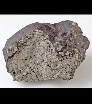 un-fragment-de-la-meteorite-martienne-de-tissine-trouvee-au.jpg