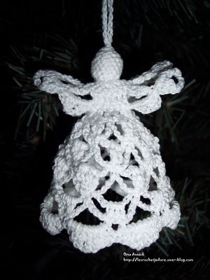 ange-sapin-Noel-decoration-crochet