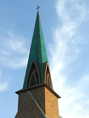 ste-anne-brazza-clocher-2011