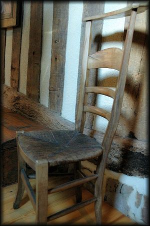 Les-Roses-Tremieres-8b.jpg