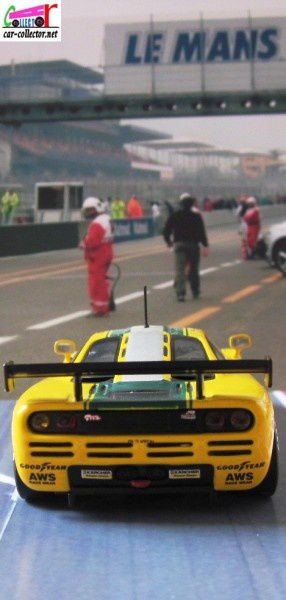 mc-laren-f1-gtr-harrods-lemans-wallace-bell-minichamps (4)