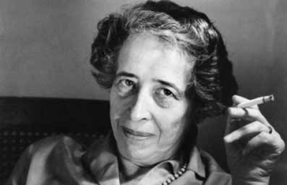 Hannah-Arendt--copie-1.gif