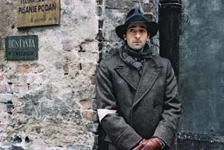 Le-Pianiste---Adrien-Brody-3.jpg