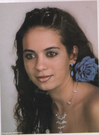 2004 - 3 - 2ª Dama de honor, Sara Rueda cobacho