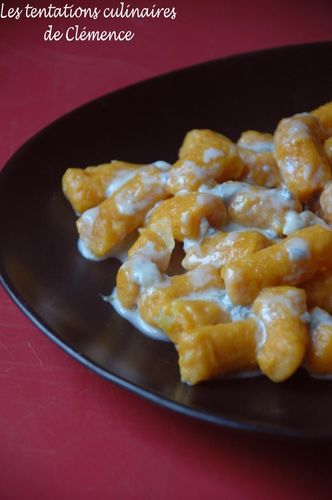 gnocchis-de-potiron-sauce-au-roquefort2.jpg