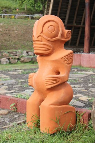 tikis 004 (Copier)