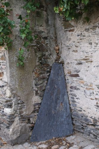 L-rue Greniers St-Jean 04