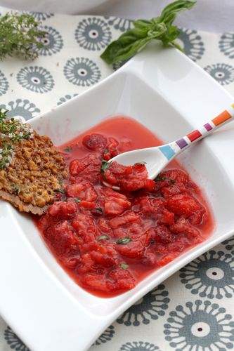 soupe de fraise basilic et tuile au thym (19) modifié-1