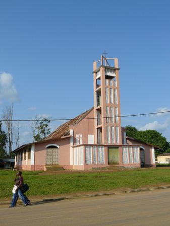 mossendjo-eglise-clocher