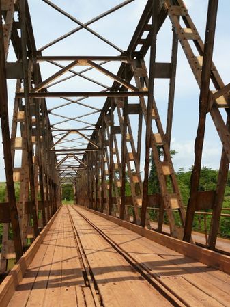 makabana-pont-rail-cage
