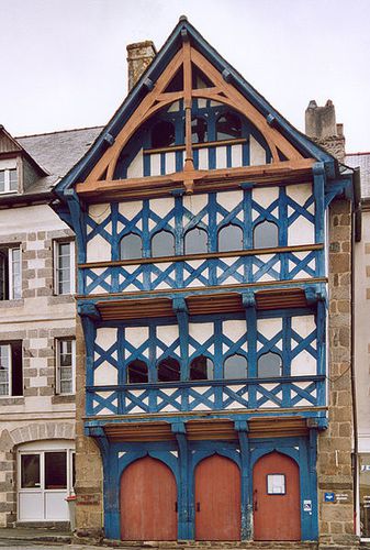 404px-France_Cotes_d_Armor_Pontrieux_Maison_tour_Eiffel.jpg