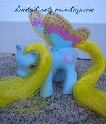 Angele pony (1)