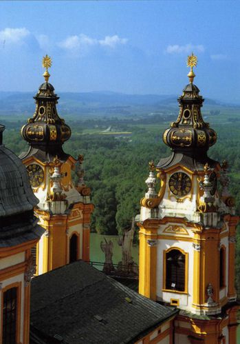 Autriche - l' Abbaye de MELK sur les bords du Danube