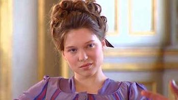 Les Adieux à la Reine - Léa Seydoux 1
