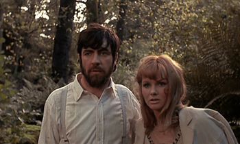 Love---Alan-Bates-et-Jennie-Linden.jpeg
