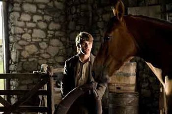 Chaval-de-Guerre---Jeremy-Irvine.jpg
